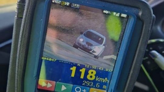 118 km/h w terenie zabudowanym!