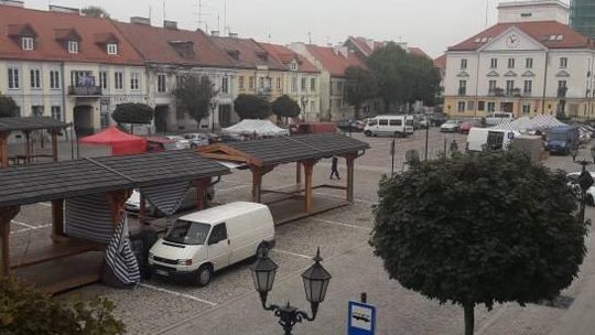 A mogło być tak normalnie... O nowej organizacji ruchu drogowego na Rynku