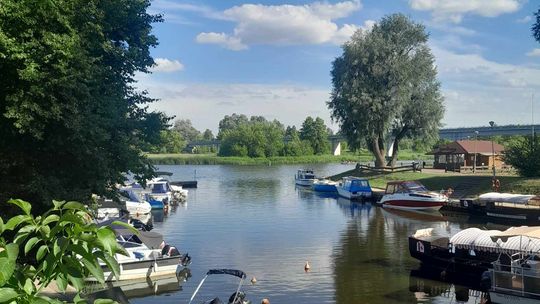 ATRAKCJI TU NIE BRAKUJE, ALE… GŁOWA RATUSZOWA PUSTA