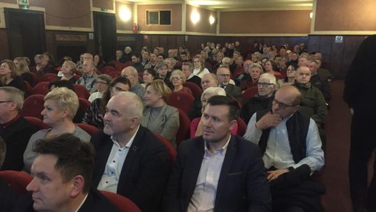 Blisko 40 mln zł z rządowych dotacji "przeoczone" w prezentacji Burmistrza?Oświadczenie Klubu Radnych PiS Rady Miejskiej w Pułtusku