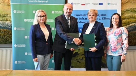 Burmistrz podpisała umowę na dofinansowanie z programu FEnIKS modernizacji kanału A