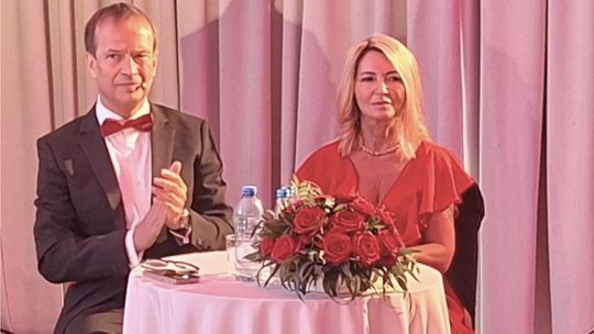 CELEBRUJE OSIĄGNIĘCIE i BĘDZIE TO ROBIŁ DŁUGO