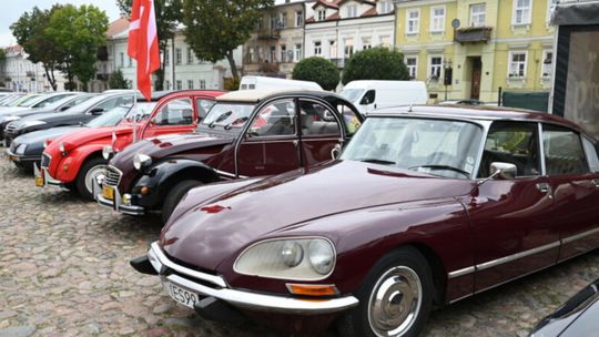 Citroeny opanowały rynek w Pułtusku – relacja z wyjątkowego zlotu