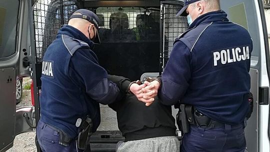 CZTERY MIESIĄCE ARESZTU ZA ZNIEWAŻENIE FUNKCJONARIUSZA
