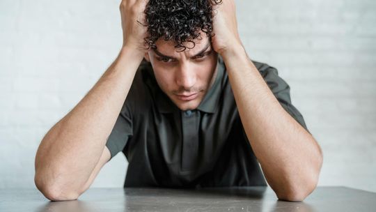 Detoks alkoholowy w Warszawie — poradnik: przebieg detoksykacji, objawy abstynencyjne i dostępne formy pomocy Detoks alkoholowy w Warszawie — poradnik: przebieg detoksykacji, objawy abstynencyjne i dostępne formy pomocy