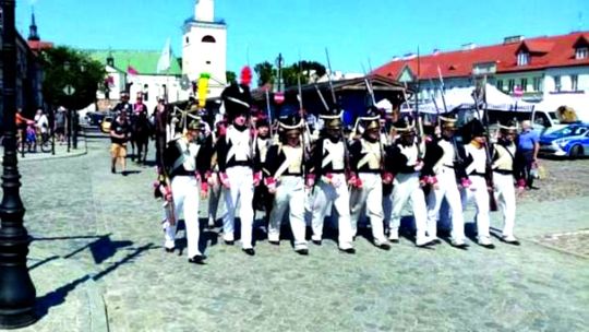 Dostojny, jedyny, nasz