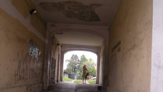 DUMNY BYŁ TEN, KTO POCHODZIŁ Z RYNKU