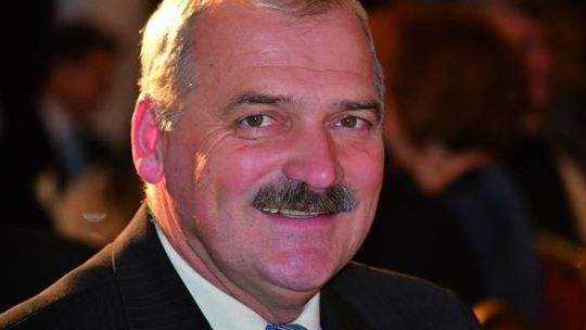 Dwanaście szabel w górze