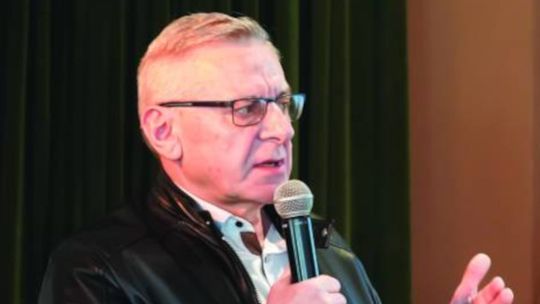 Wójt gminy Pokrzywnica Adam Rachuba na spotkaniu w sprawie obwodnicy Aglomeracji Warszawskiej