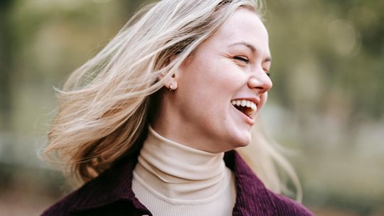 Implanty zębowe - poradnik w zakresie wyboru i procedur