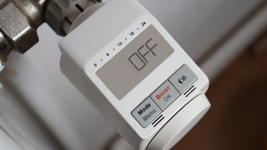 Jakie warunki techniczne trzeba spełnić przed przejściem na taryfę dynamiczną?