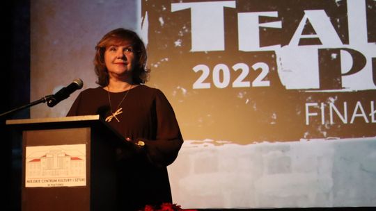 KOBIETY NA TAPETY - IZABELA SOSNOWICZ - PTAK