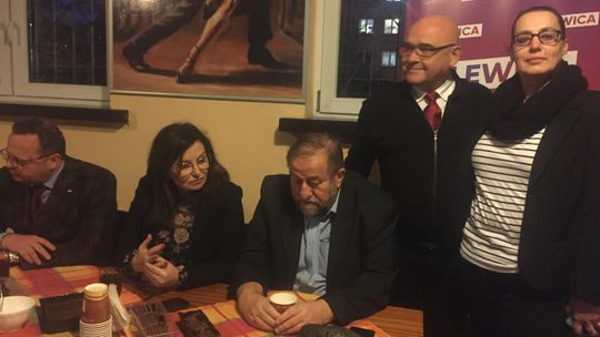 LEWICA W POGONI ZA PODPISAMI