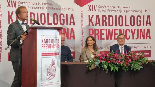 Marszałek pogratulował profesorowi