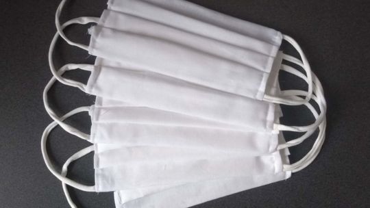MOPS rozda maseczki