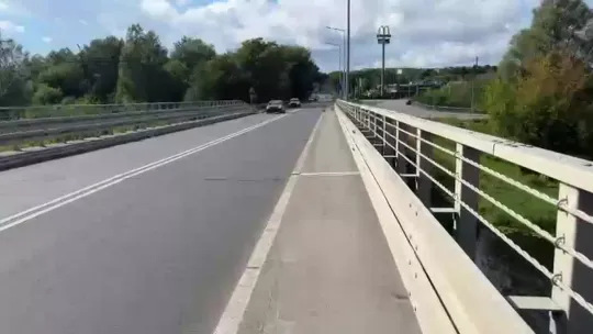 Na moście wyszkowskim potęgują napięcie...
