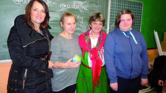 Napisali list do papieża, dołączyli bombki