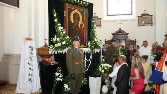Nawiedzenie Obrazu Matki Bożej Jasnogórskiej i Wianki w Zambskach