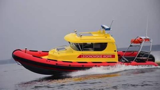 NIEPORĘT. Zderzenie skutera z motorówką