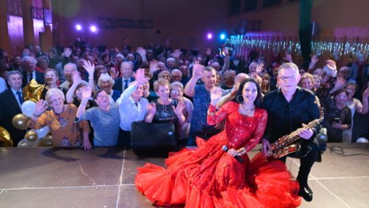 Niezwykle udany bal karnawałowy pułtuskich seniorów