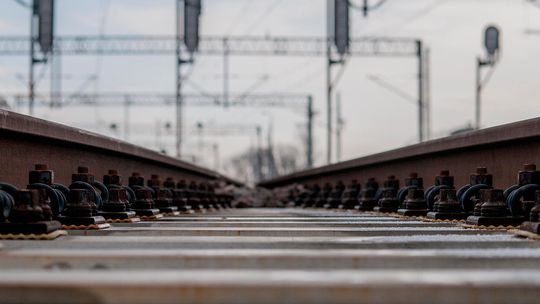 Nowe tory, nowe nadzieje i... stare obawy