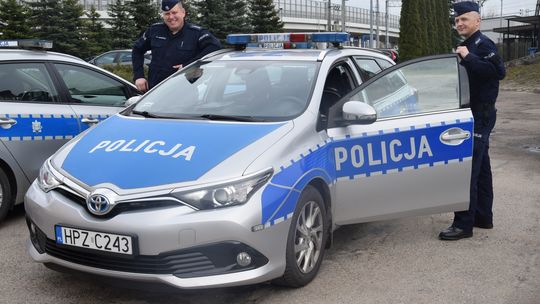 NOWY DWÓR MAZ. Przed dzielnicowymi ukrył się w łazience