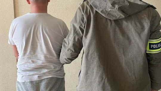 NOWY DWÓR MAZ. Zamiast artykułów spożywczych w szafce trzymał narkotyki