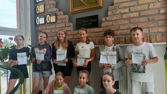 O PRZEMIAROWSKIEJ SZKOLE OPTYMISTYCZNIE I SMUTNO