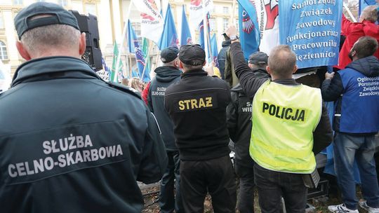 O sprawiedliwe emerytury dla byłych wojskowych
