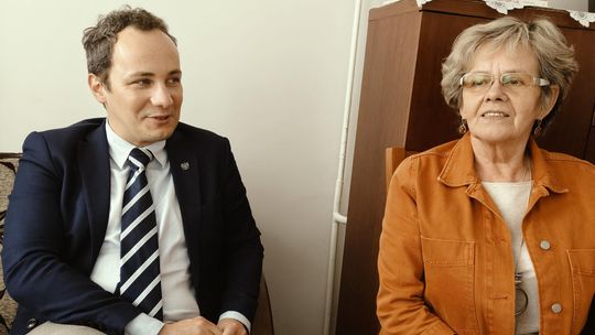 PATRYK FAJDEK Z WIZYTĄ U PUŁTUSKICH SENIORÓW