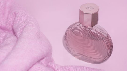 Perfumy dla dzieci – jak dobrać bezpieczny i odpowiedni zapach?