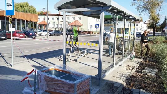 Pierwsza pułtuska eko-wiata przystankowa