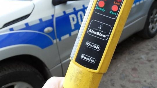 PIJANY KIEROWCA SPOWODOWAŁ KOLIZJĘ