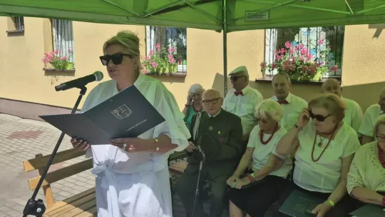 Piknik rodzinny w Dziennym Domu Senior+