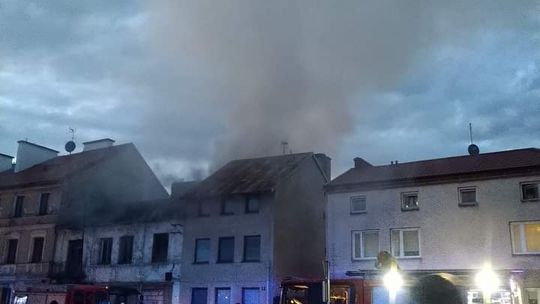 Płonie pustostan przy ulicy Kotlarskiej