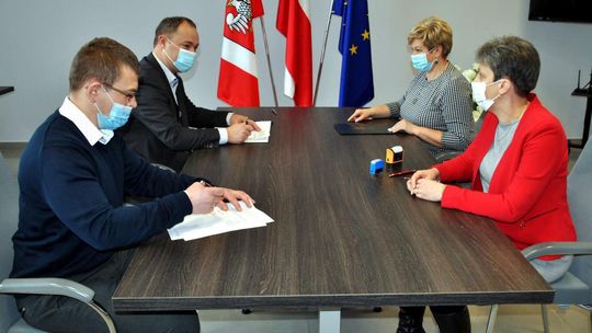 Podpisanie umowy na przebudowę ul. Stare Miasto w Pułtusku