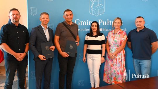 Podpisanie umowy na wykonanie zadania pn. „Modernizacja  węzła sanitarnego damskiego w pływalni miejskiej w Pułtusku”