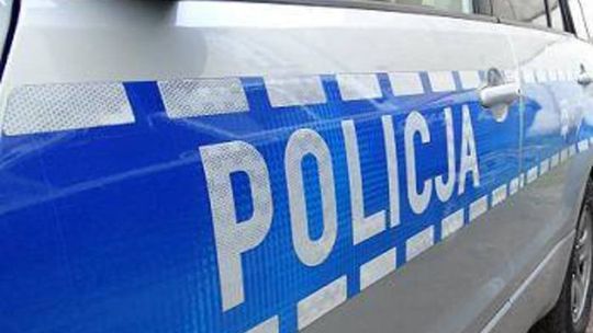 Policjant uratował mężczyznę, których chciał skoczyć z mostu