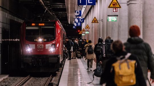 Popierają budowę linii kolejowej
