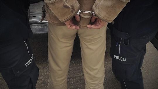 POSZUKIWANI ZATRZYMANI PRZEZ PUŁTUSKICH POLICJANTÓW