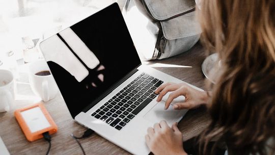 Praca zdalna w Kodeksie pracy – obowiązki i prawa obu stron