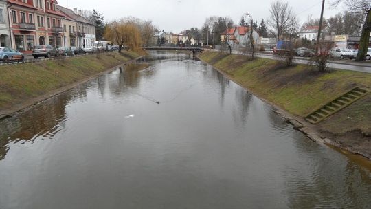 Prace nad poprawą estetyki wzdłuż kanałów