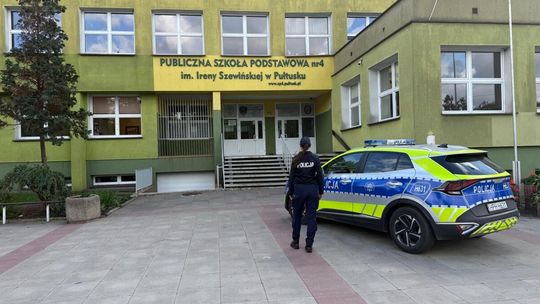 Pułtuscy policjanci w szkołach