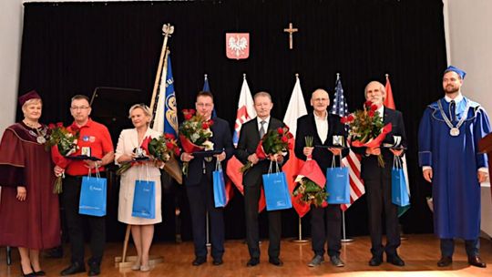 Pułtusk uhonorował zasłużonych – uroczysta Sesja Rady Miejskiej podczas XXVIII Dni Patrona