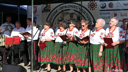 „Rajdowa Meta po Kurpiowsku” – muzyka, regionalne smaki i rodzinna atmosfera na Przystani Miejskiej