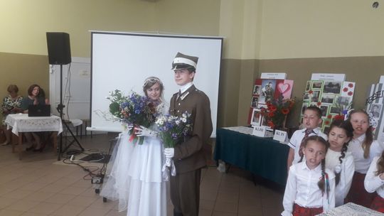 Rotmistrz Pilecki ma grób w ich sercach