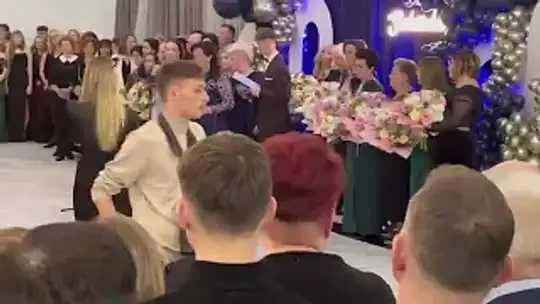 Rozpoczęła się studniówka LO im. Piotra Skargi