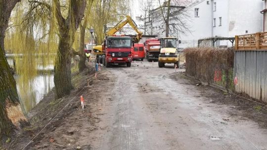 Ruszyła przebudowa Nadwodnej