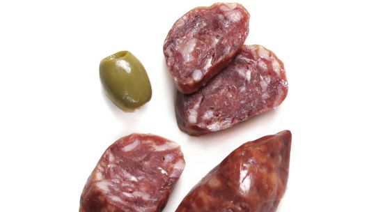 Salsiccia - jak wykorzystać włoską kiełbasę w kuchni?