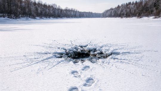 Selfie na lodzie? Naprawdę nie warto!